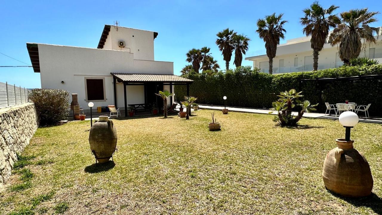 Il Frantoio Di Avola Apartment Luaran gambar